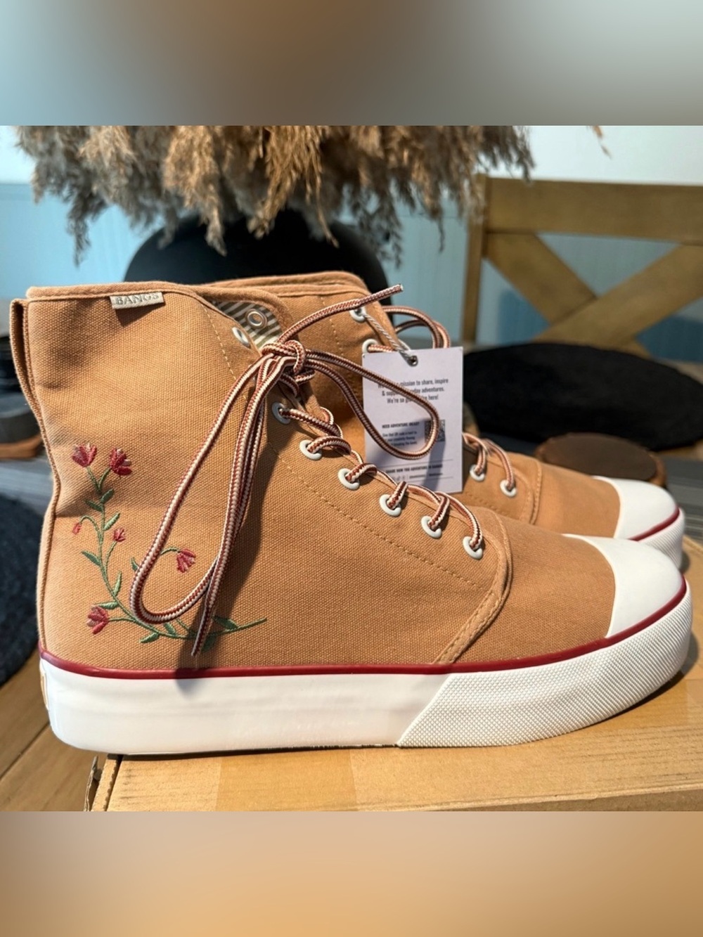 . Bangs Tan & Red Secret Garden Platform Embroidered High Top Sneakers W/Flaws